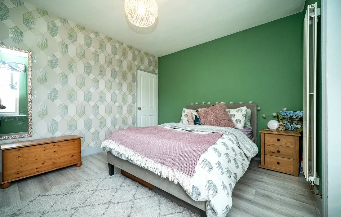 2 bedroom house for sale