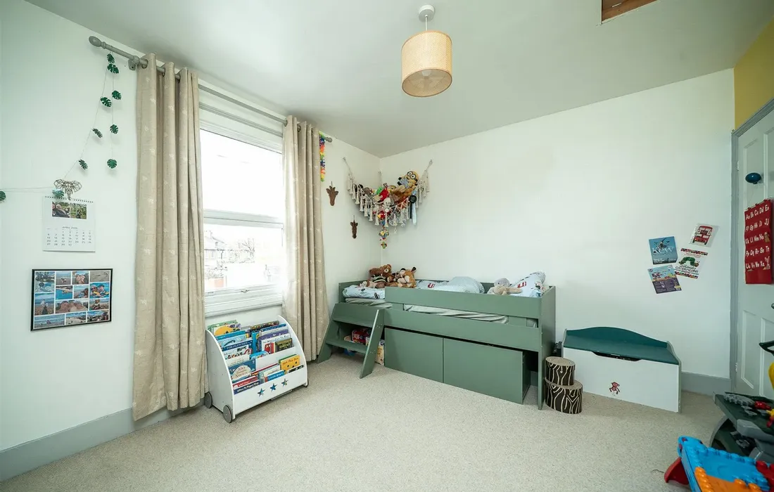 2 bedroom house for sale