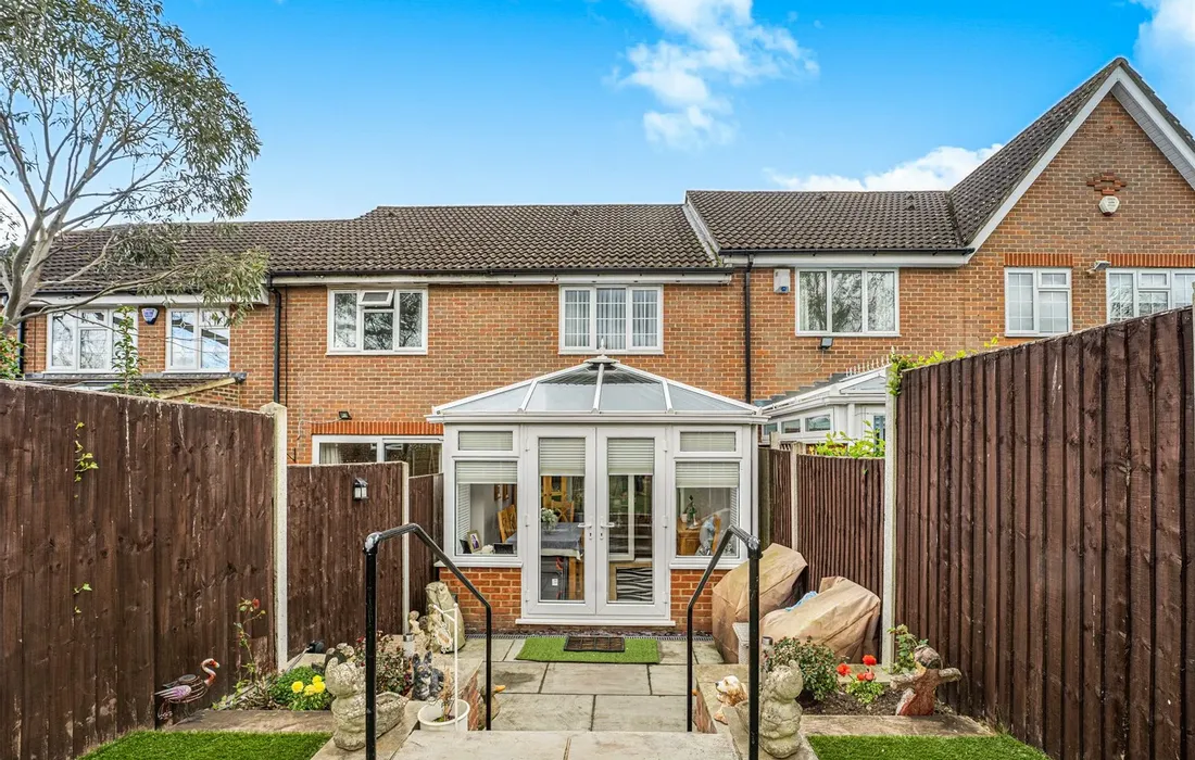 2 bedroom house for sale