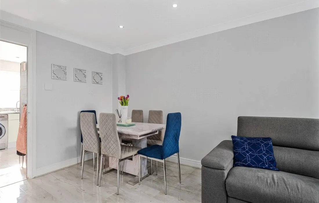 5 bedroom house for sale