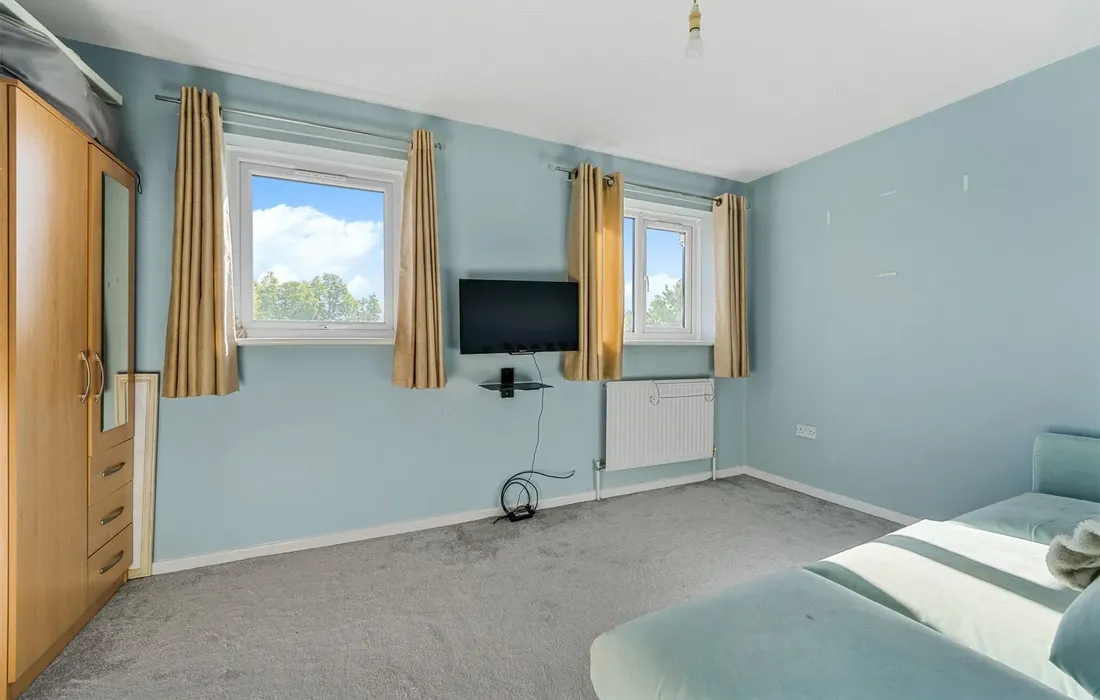 5 bedroom house for sale