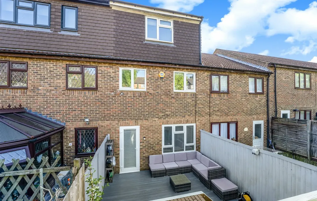 5 bedroom house for sale