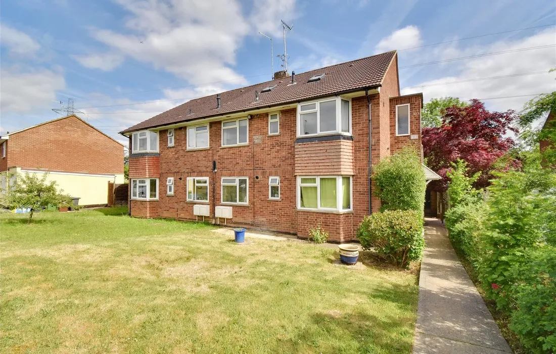 4 bedroom maisonette to rent