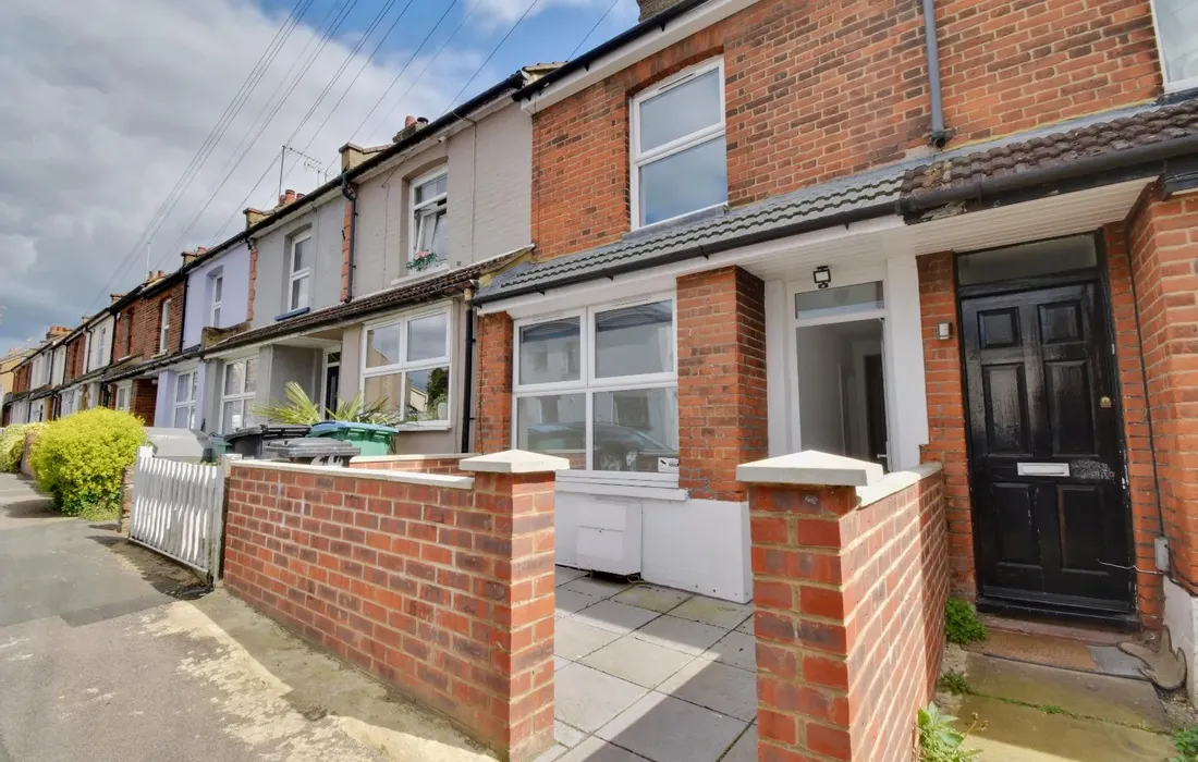 4 bedroom house to rent