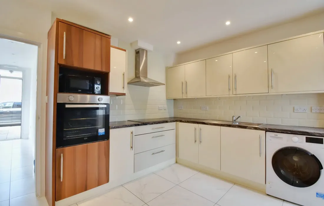 4 bedroom house to rent