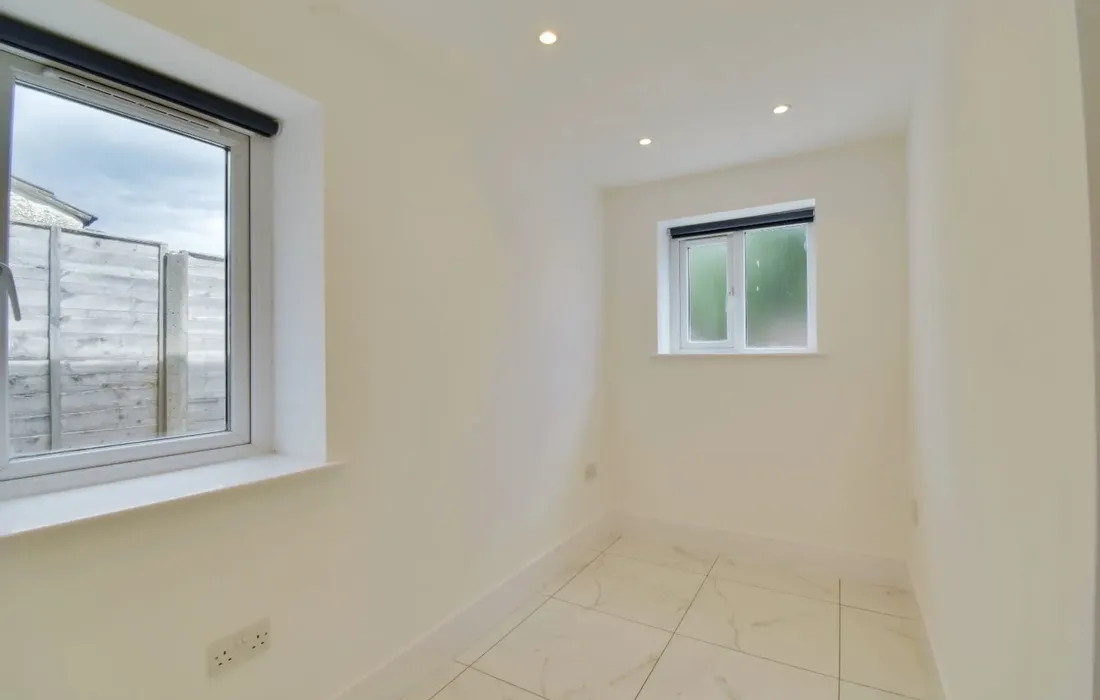 4 bedroom house to rent