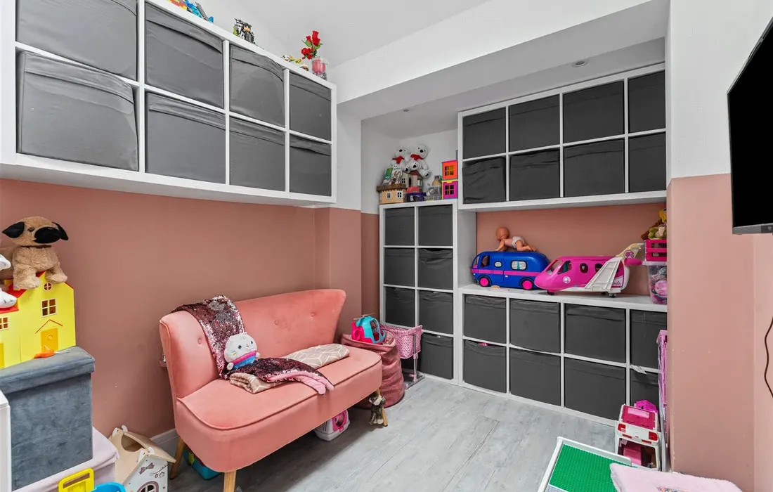 4 bedroom house for sale