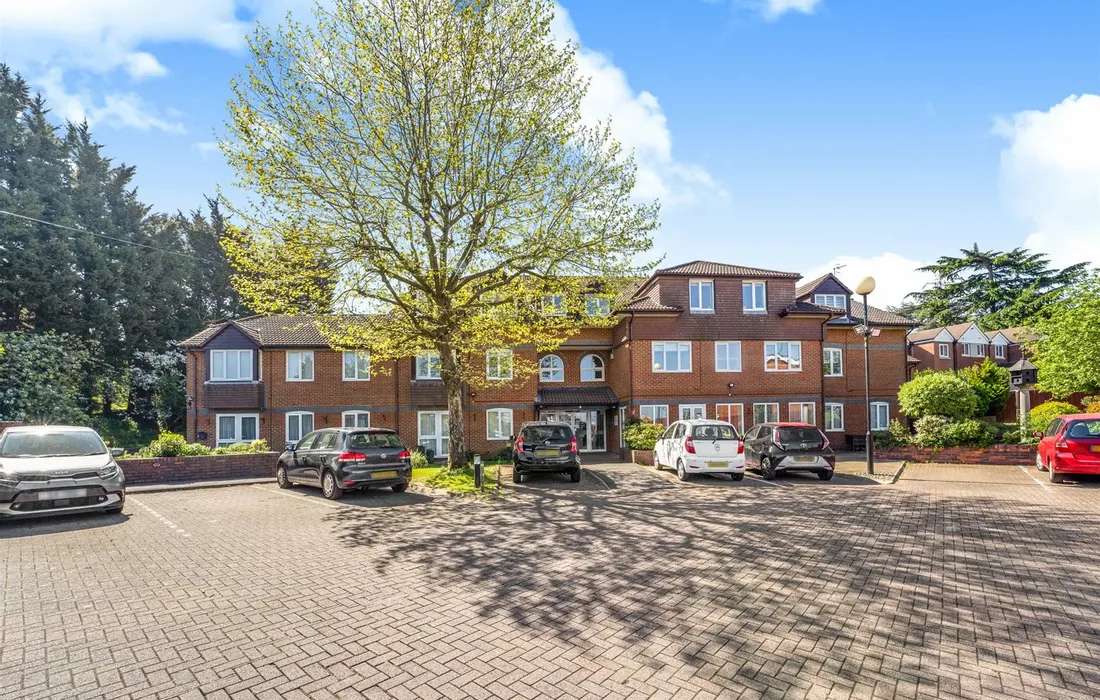 2 bedroom apartment for sale