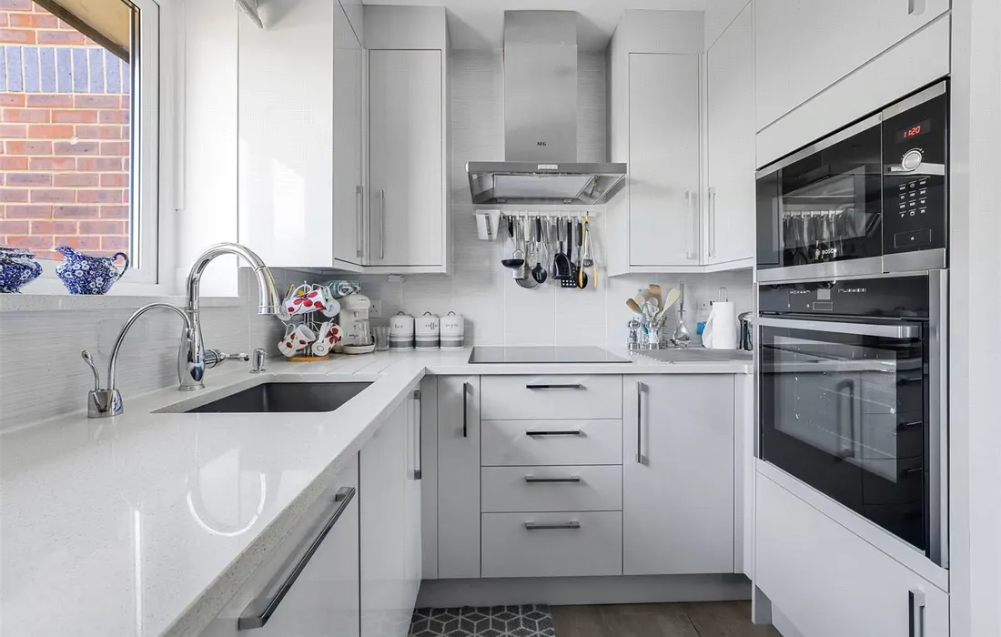 2 bedroom apartment for sale