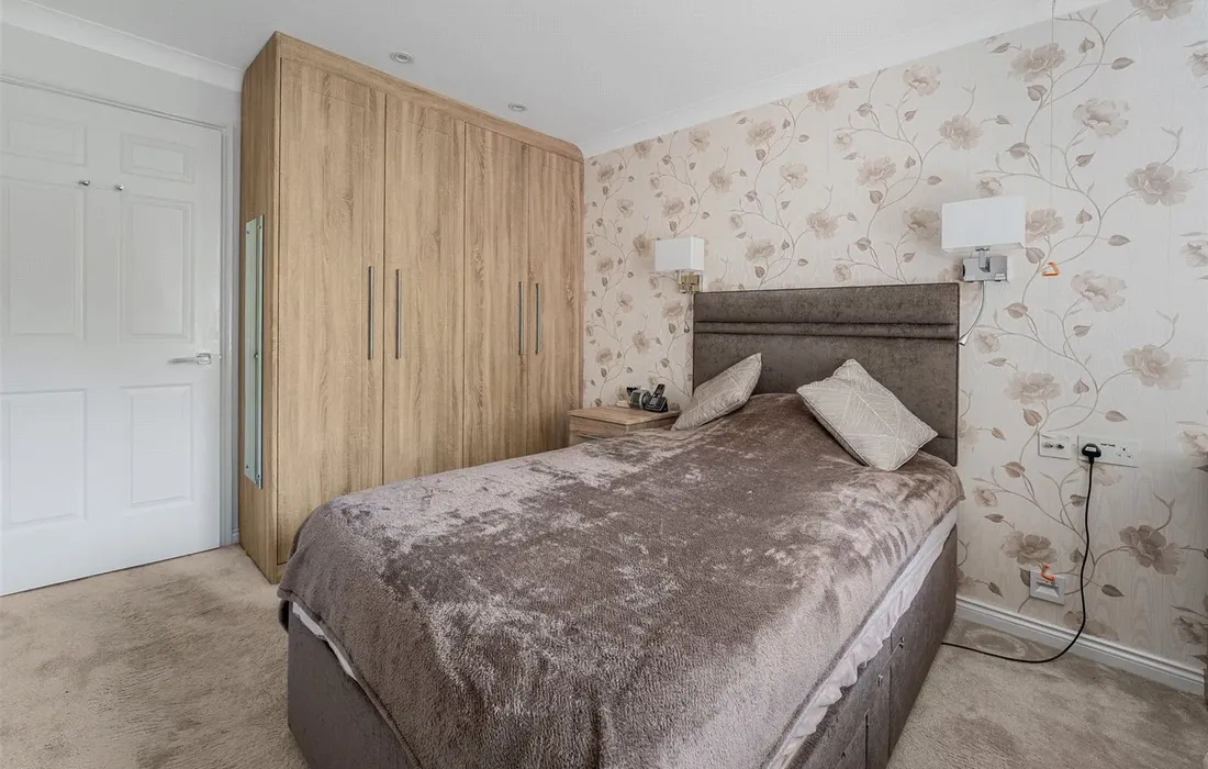 2 bedroom apartment for sale