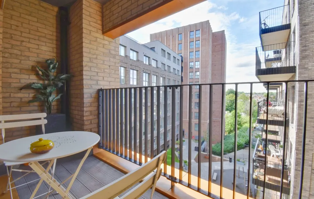 2 bedroom apartment to rent