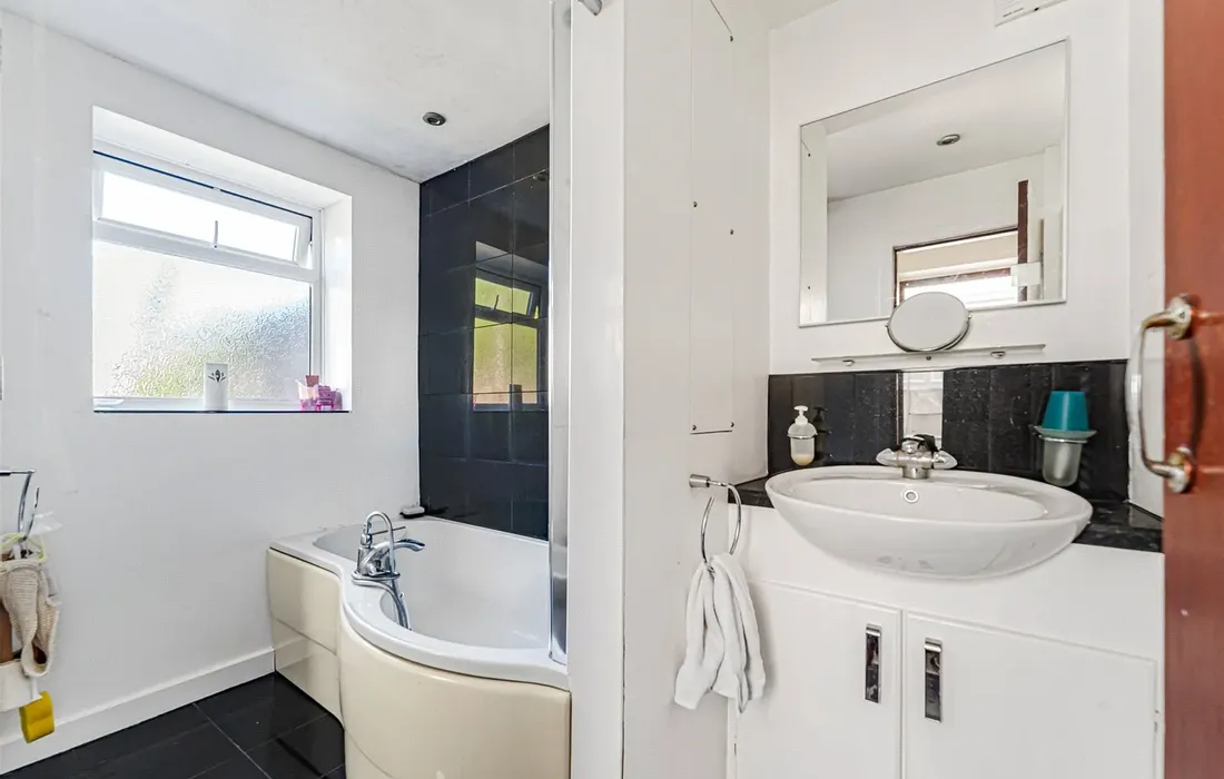 3 bedroom house for sale