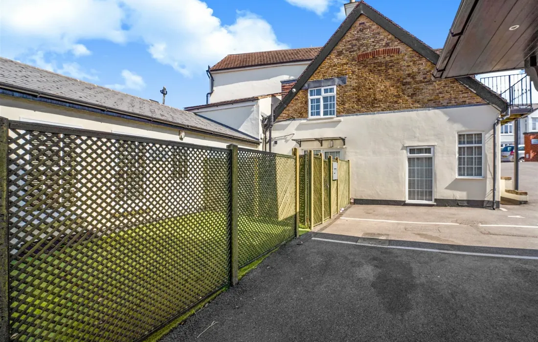 3 bedroom bungalow for sale