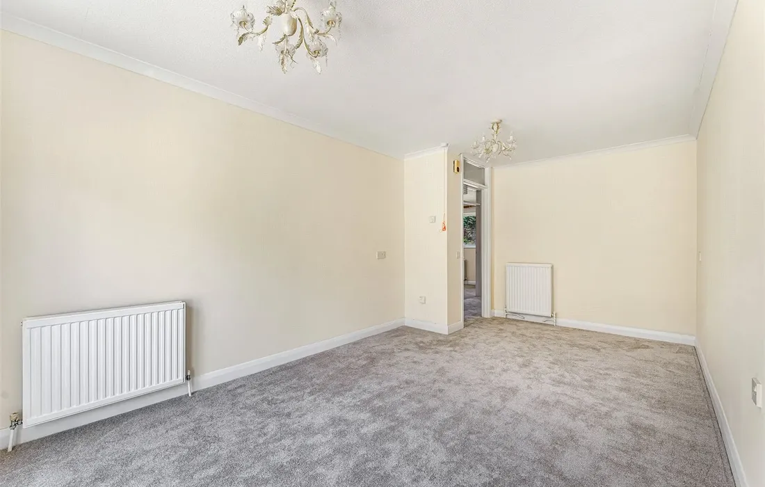 2 bedroom bungalow for sale