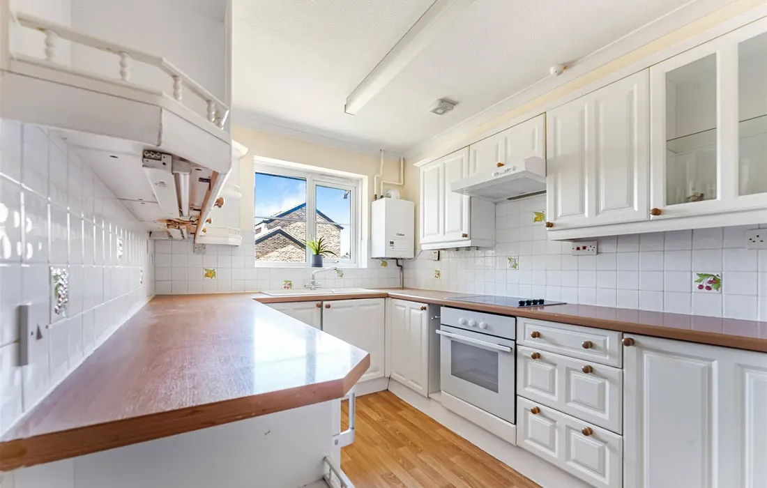 2 bedroom bungalow for sale