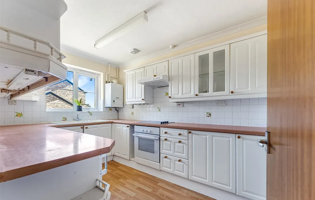 2 bedroom bungalow for sale