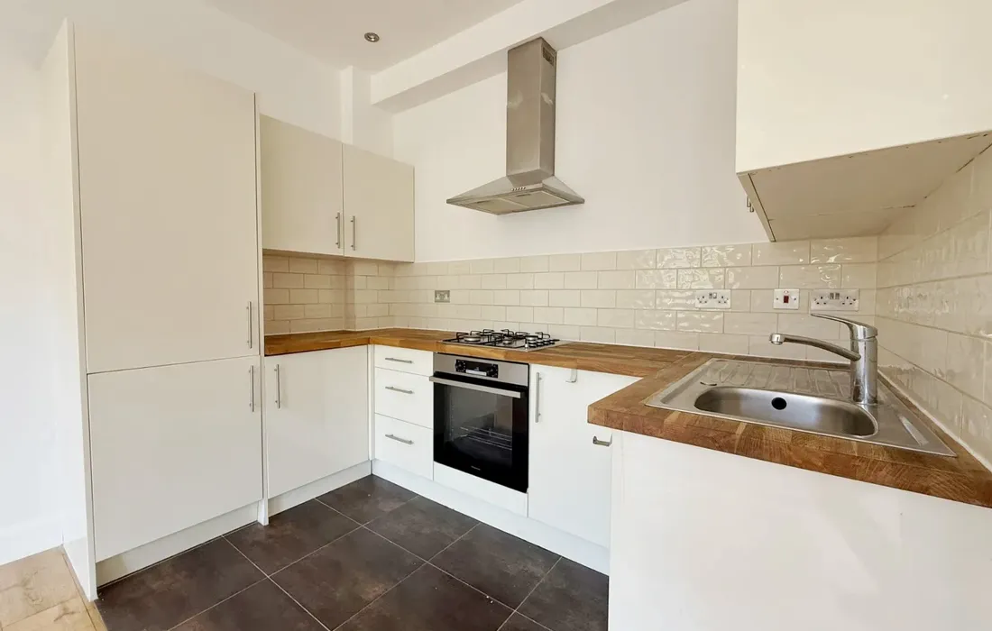 2 bedroom apartment to rent