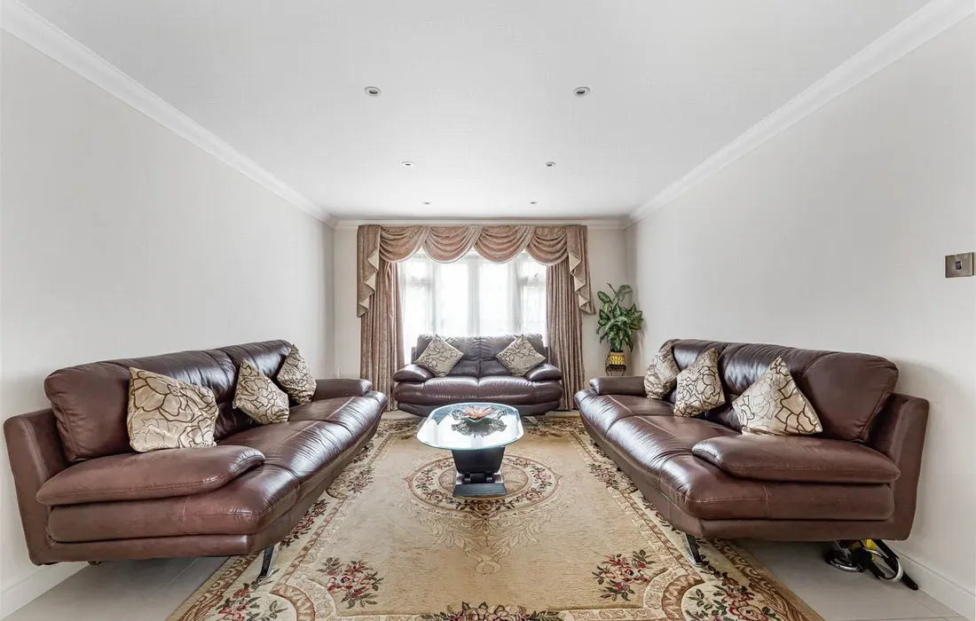 5 bedroom house for sale