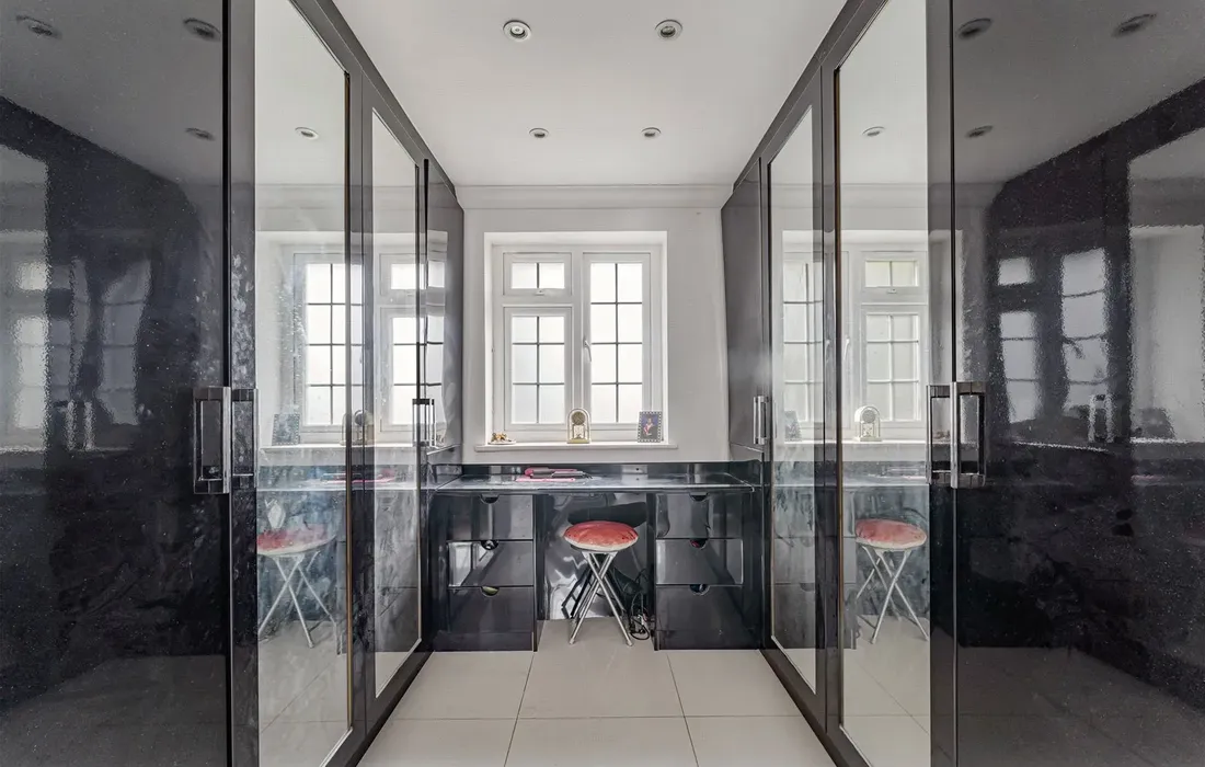 5 bedroom house for sale