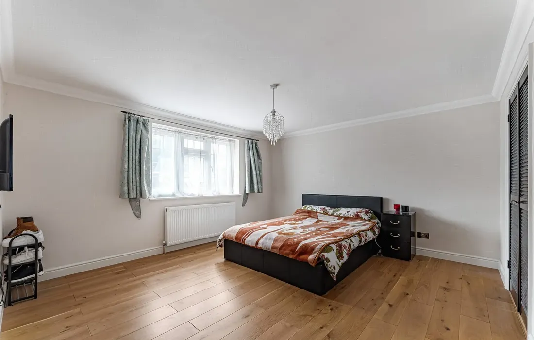5 bedroom house for sale
