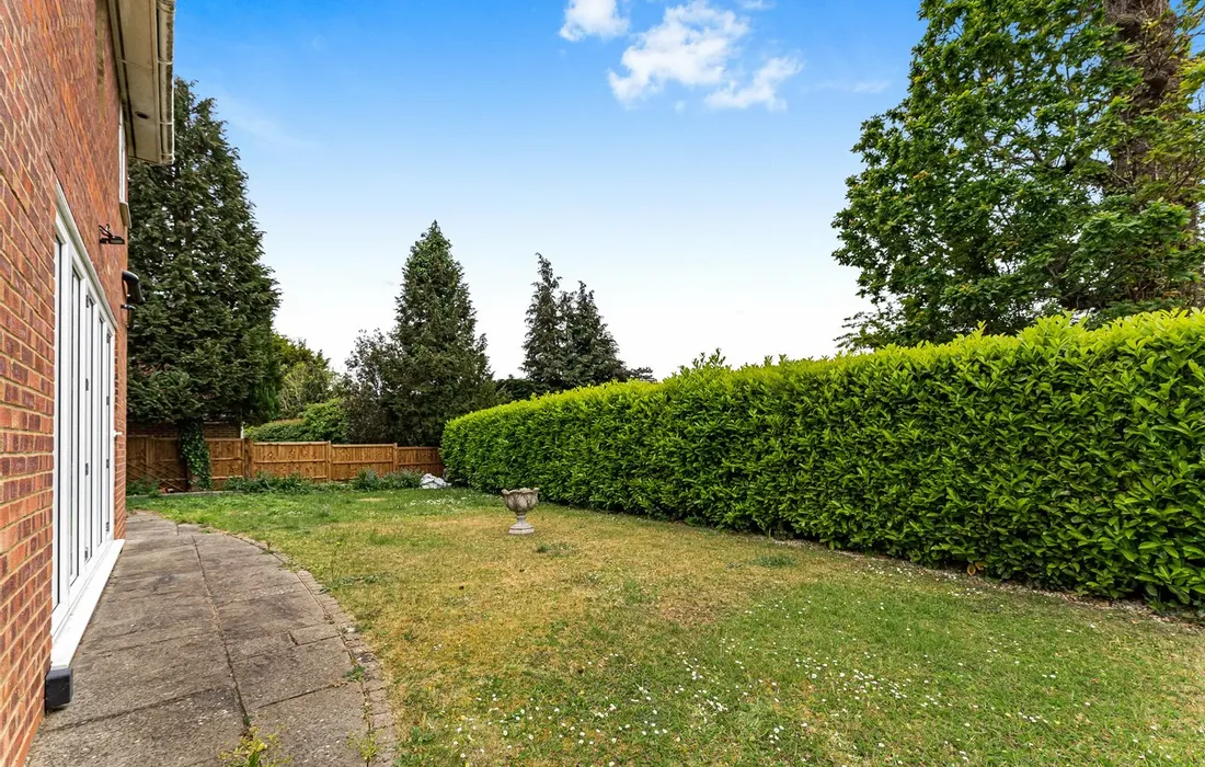 5 bedroom house for sale