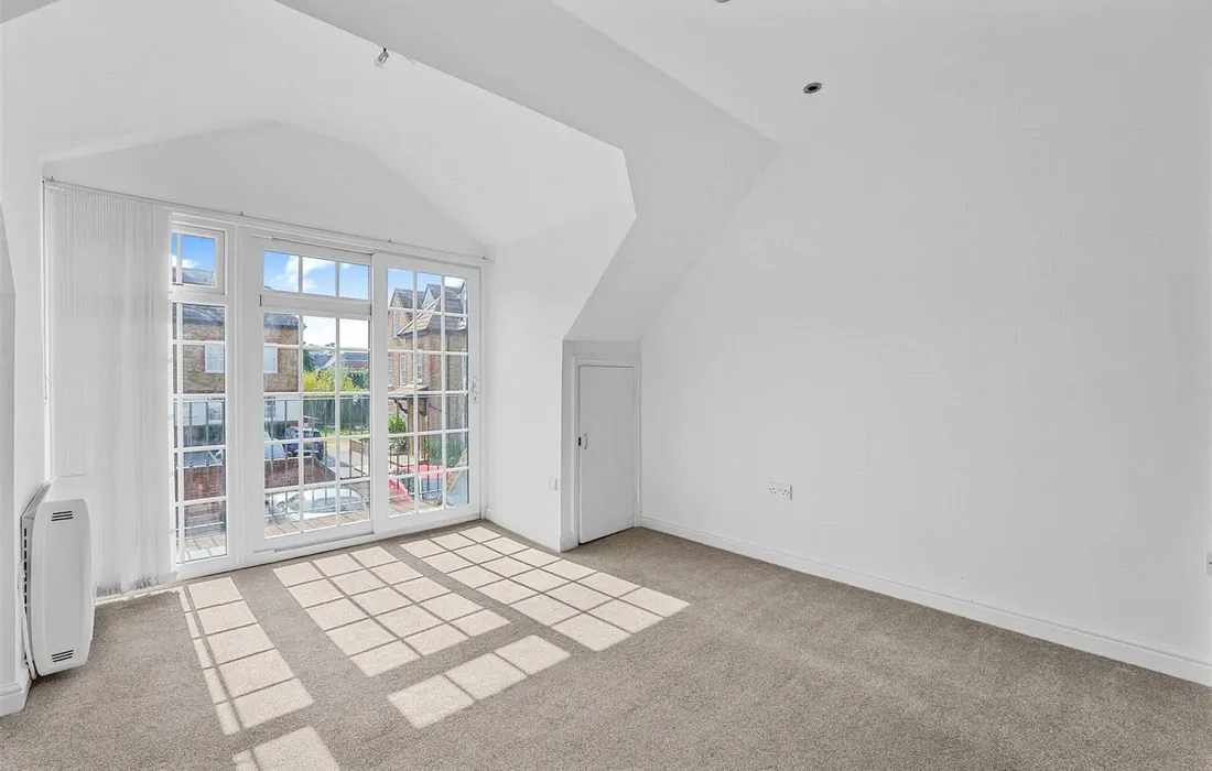 2 bedroom house for sale
