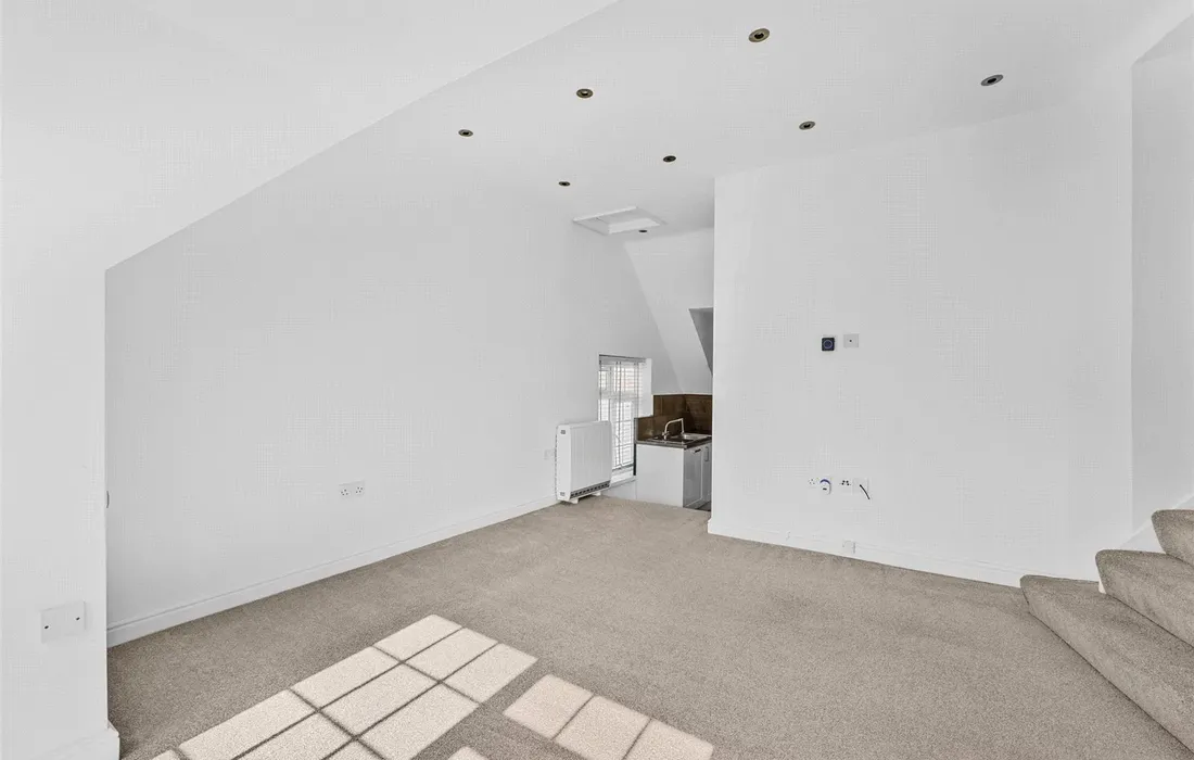 2 bedroom house for sale