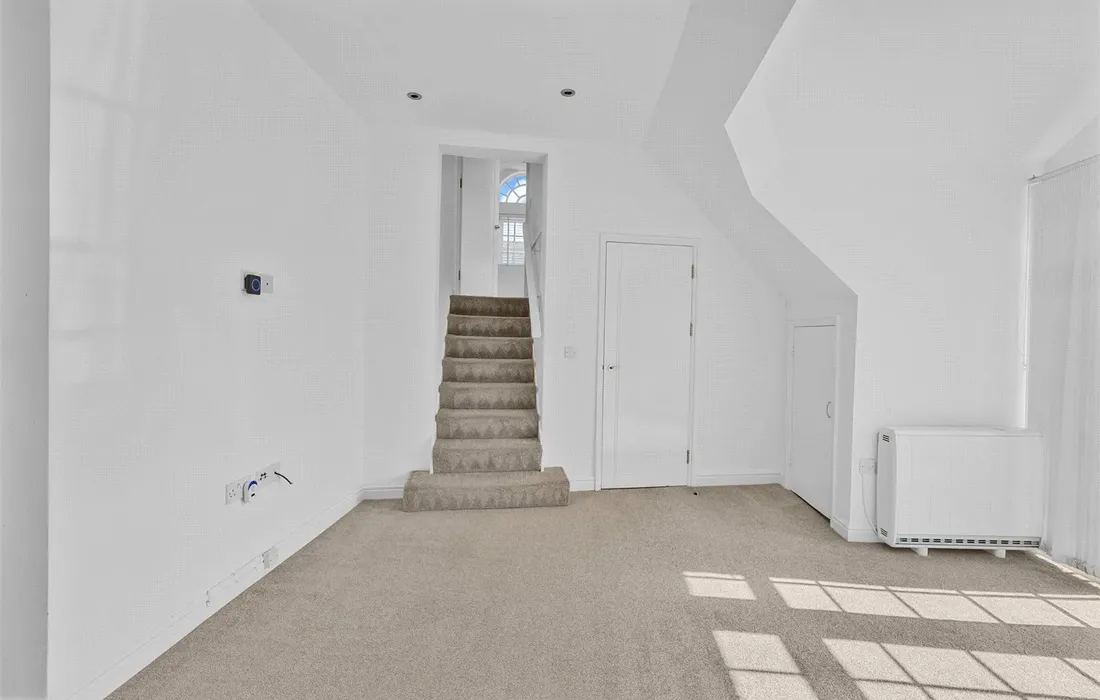 2 bedroom house for sale