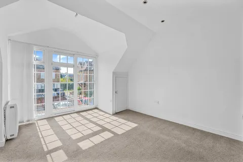 2 bedroom house for sale