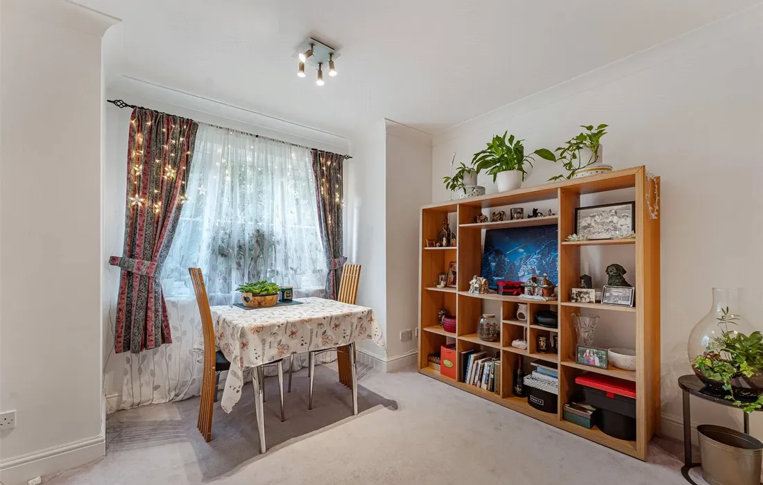 1 bedroom apartment for sale