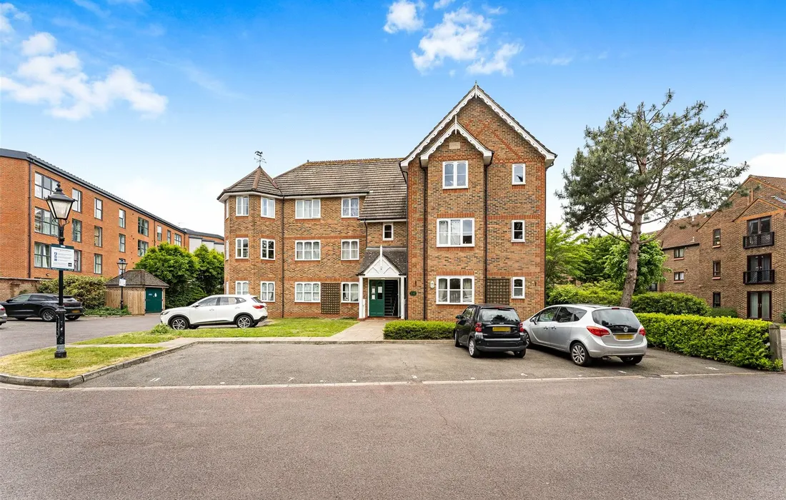 1 bedroom apartment for sale