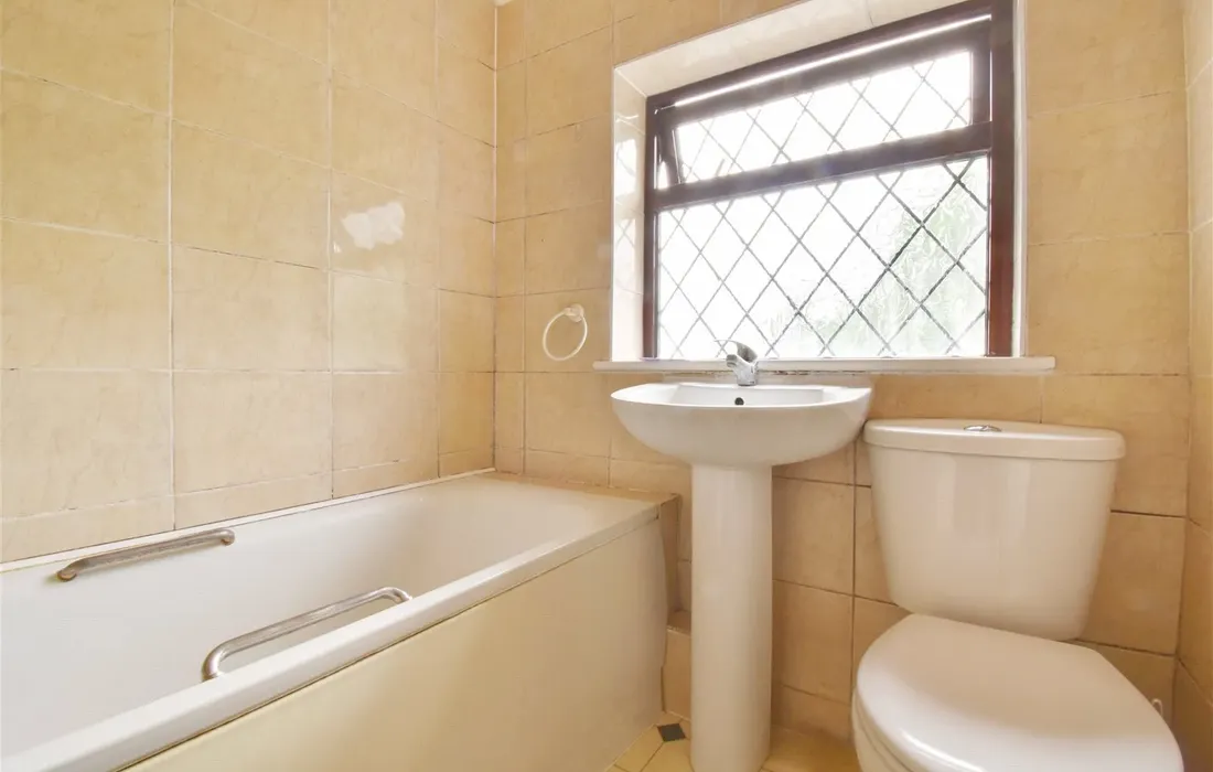 4 bedroom house to rent