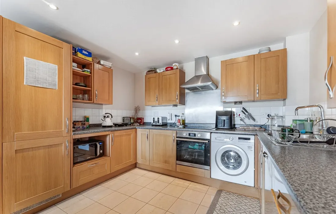 2 bedroom apartment for sale