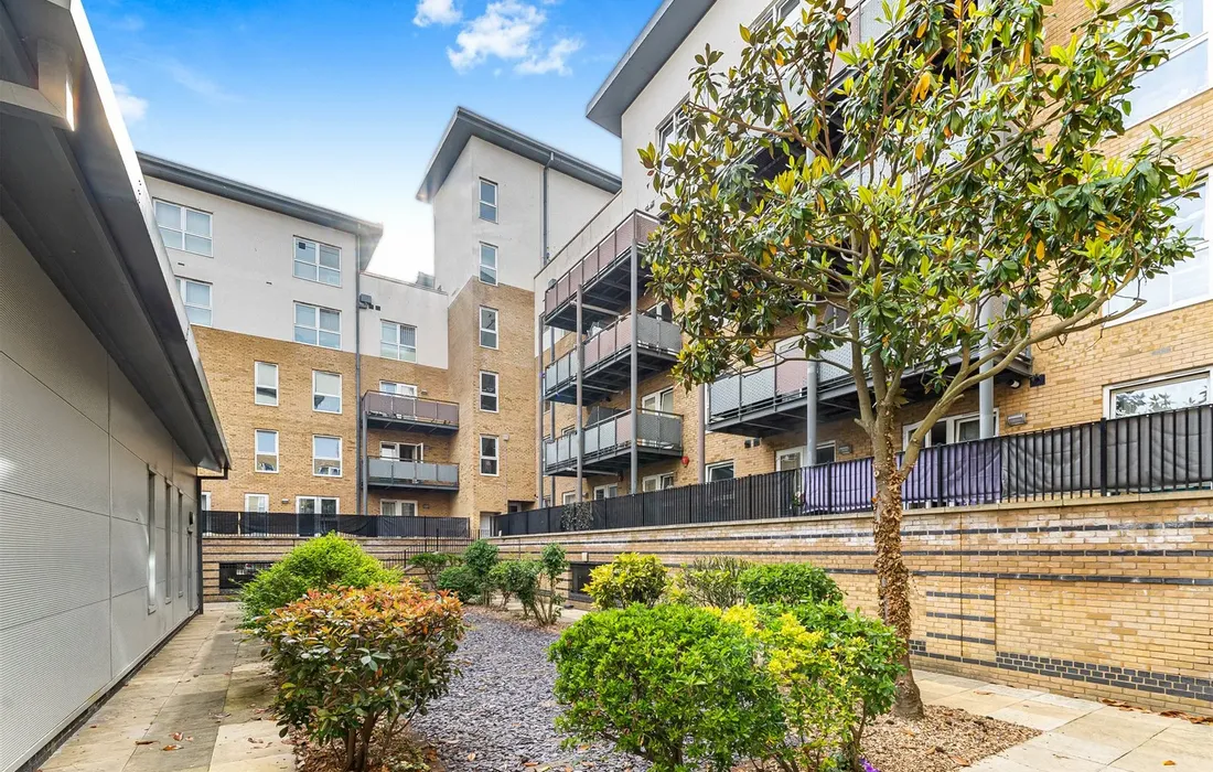 2 bedroom apartment for sale