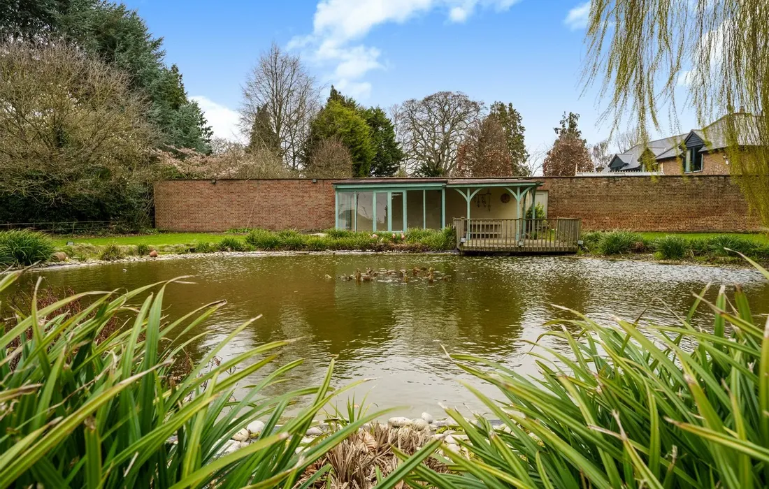 5 bedroom house to rent