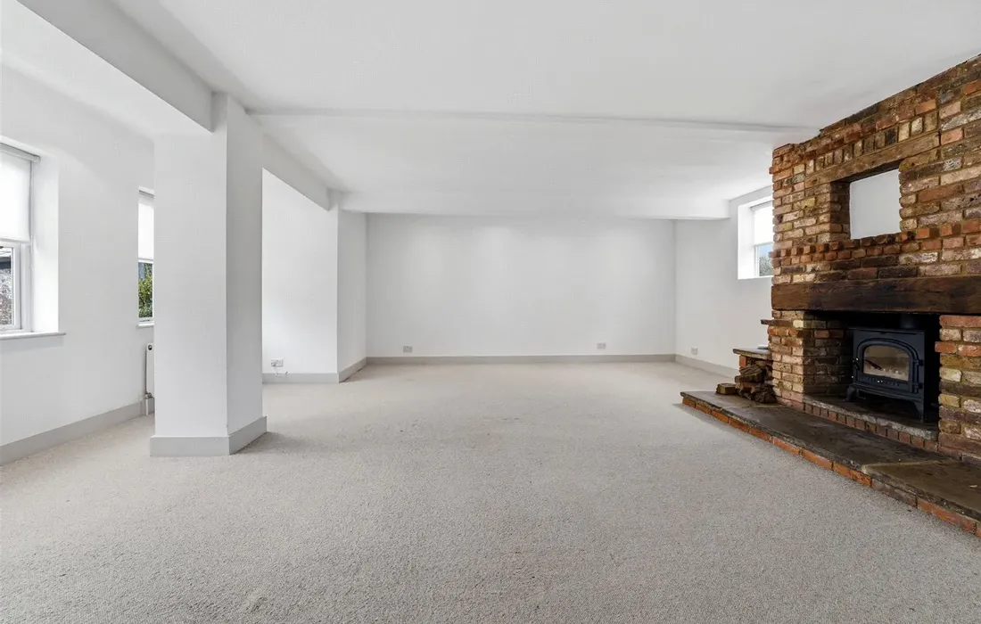5 bedroom house to rent