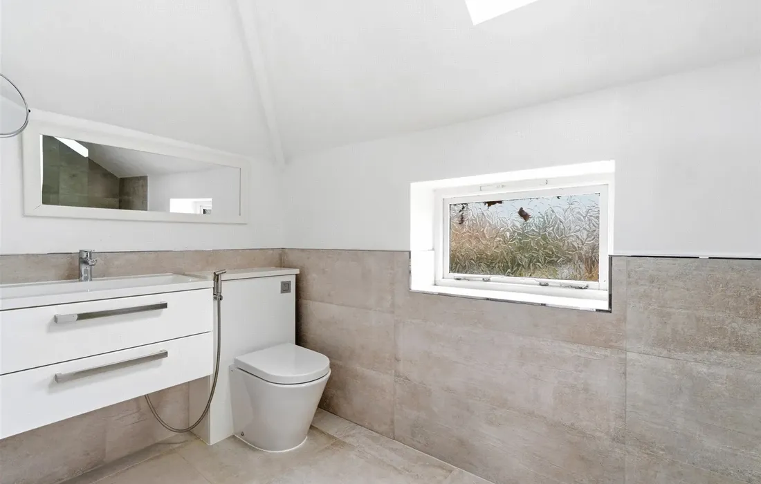 5 bedroom house to rent