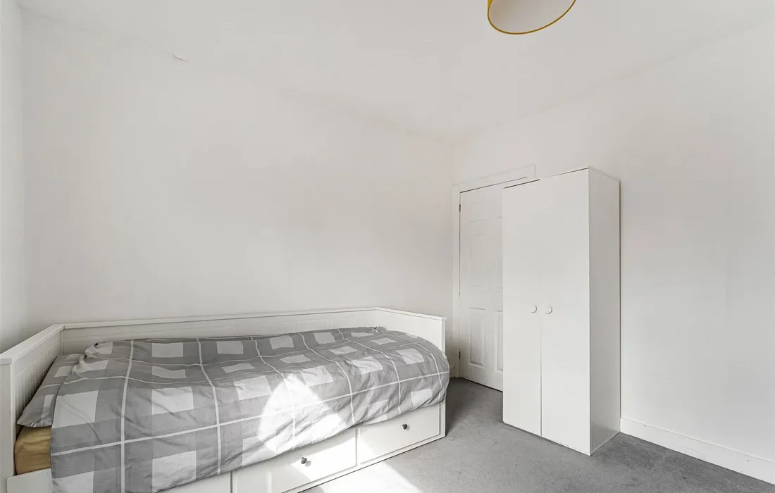 2 bedroom house for sale