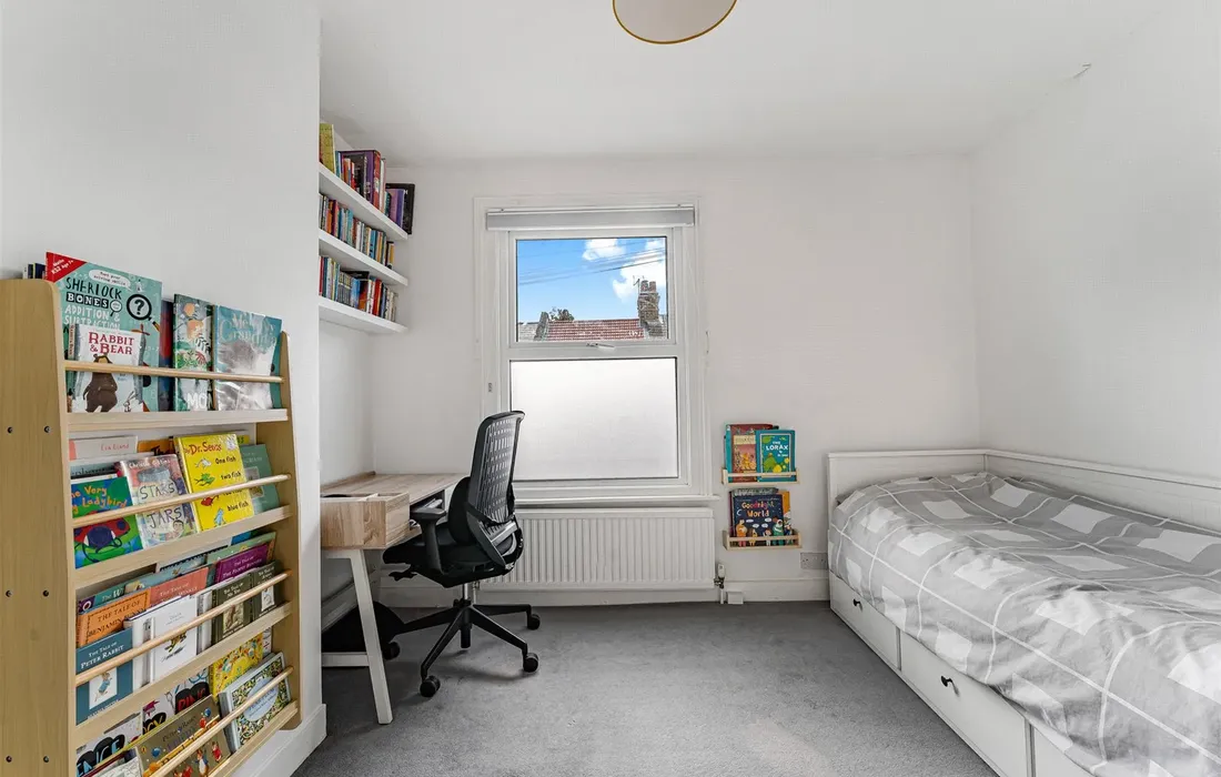 2 bedroom house for sale