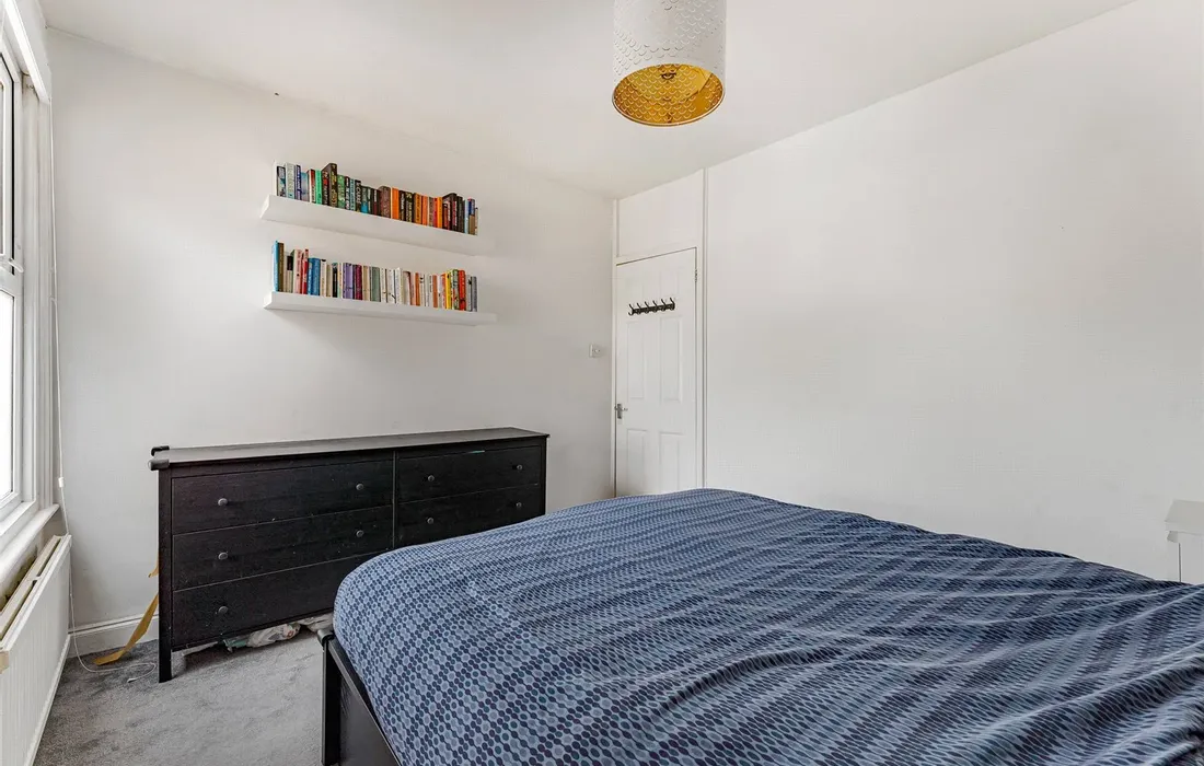 2 bedroom house for sale