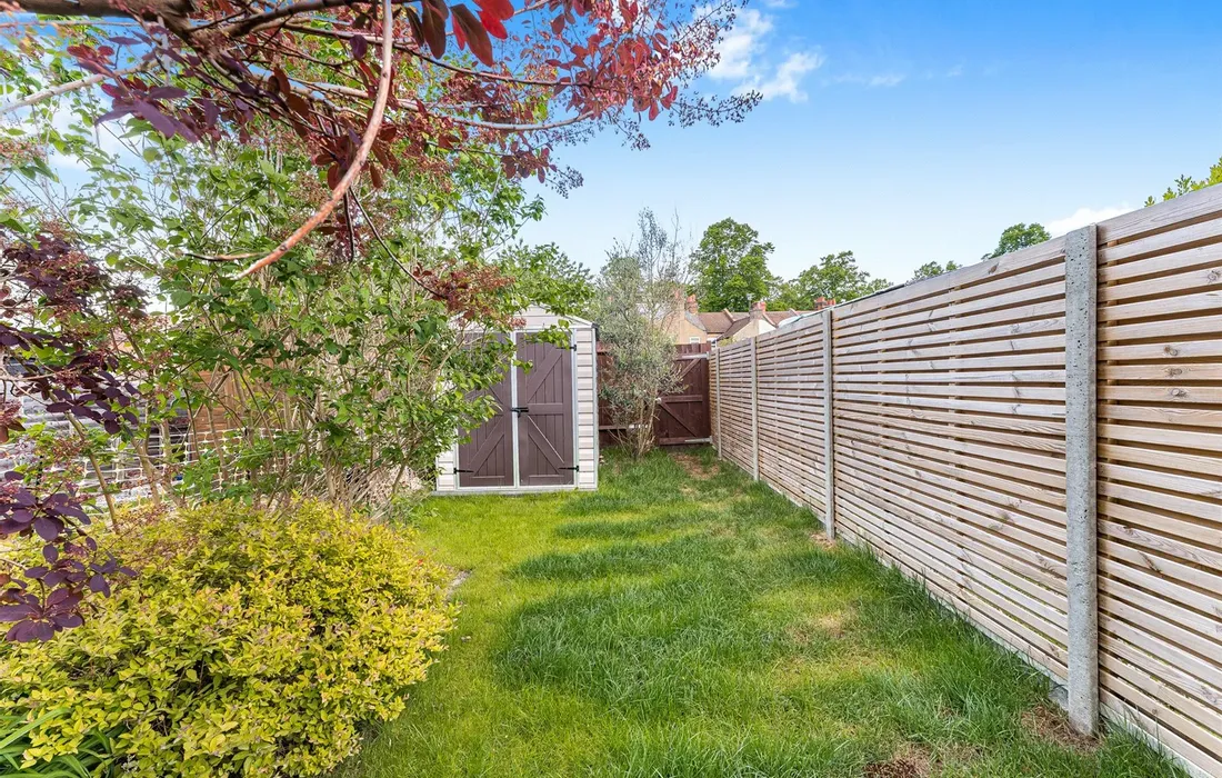 2 bedroom house for sale