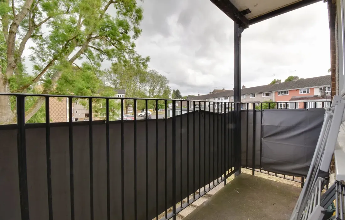 2 bedroom apartment to rent