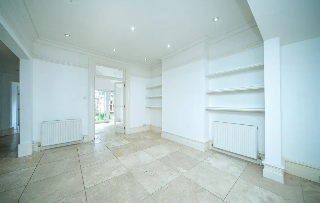 3 bedroom maisonette to rent