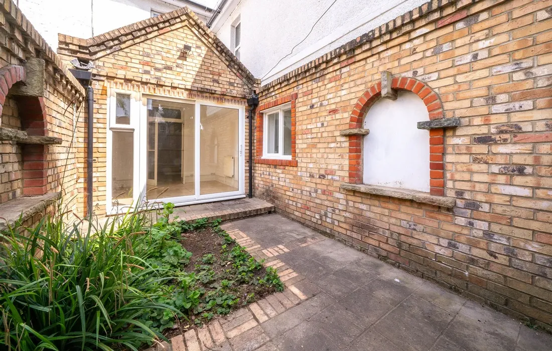 3 bedroom maisonette to rent