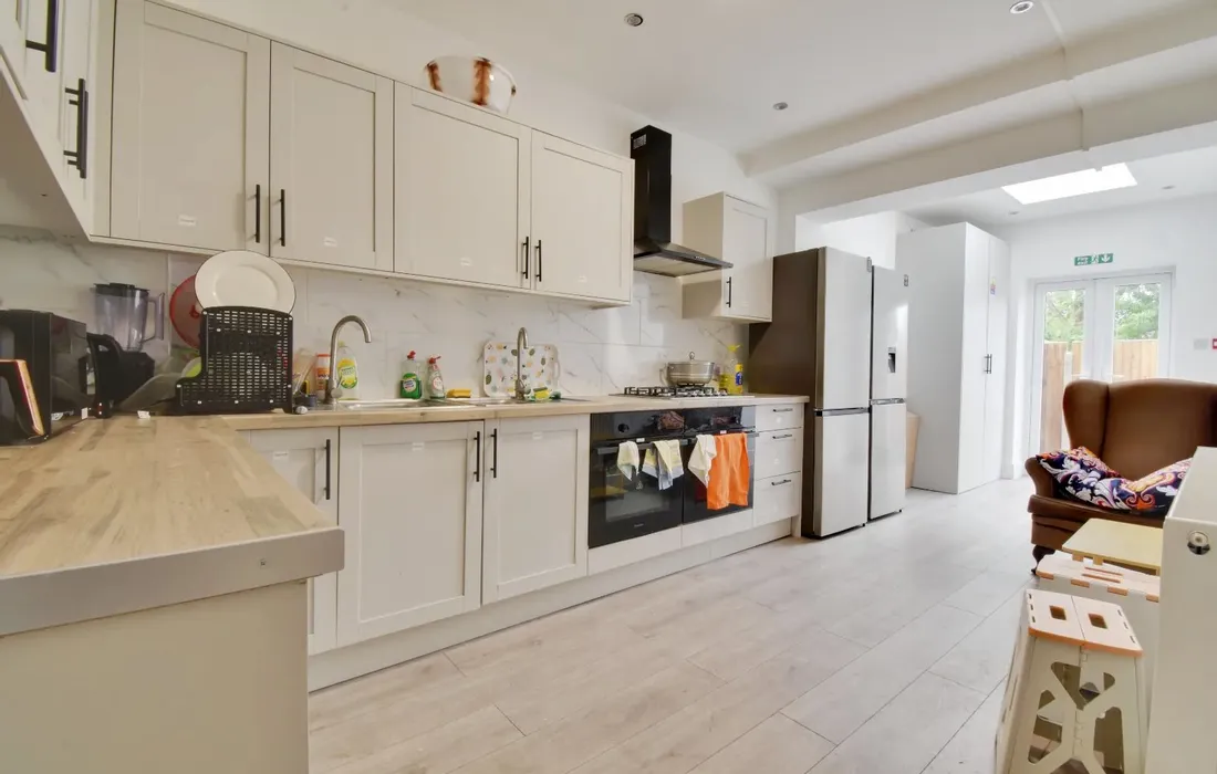 1 bedroom sharedAccommodation to rent