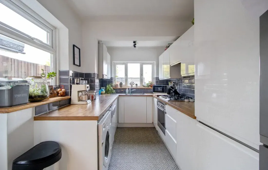 2 bedroom house for sale