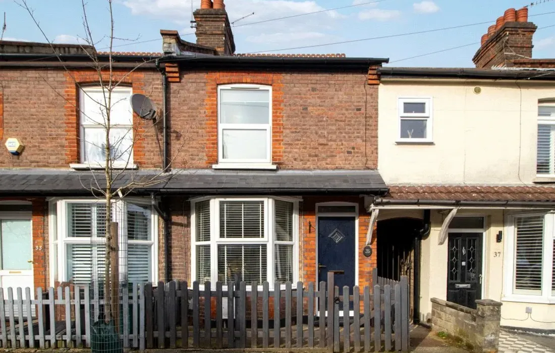 2 bedroom house for sale