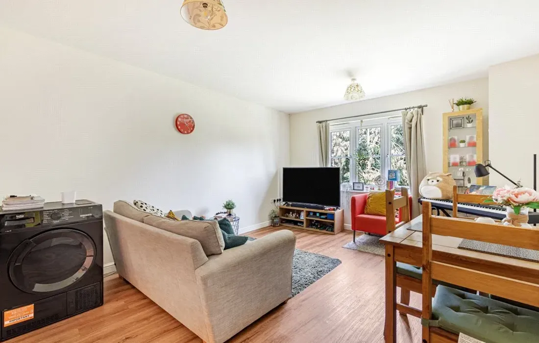 2 bedroom apartment for sale