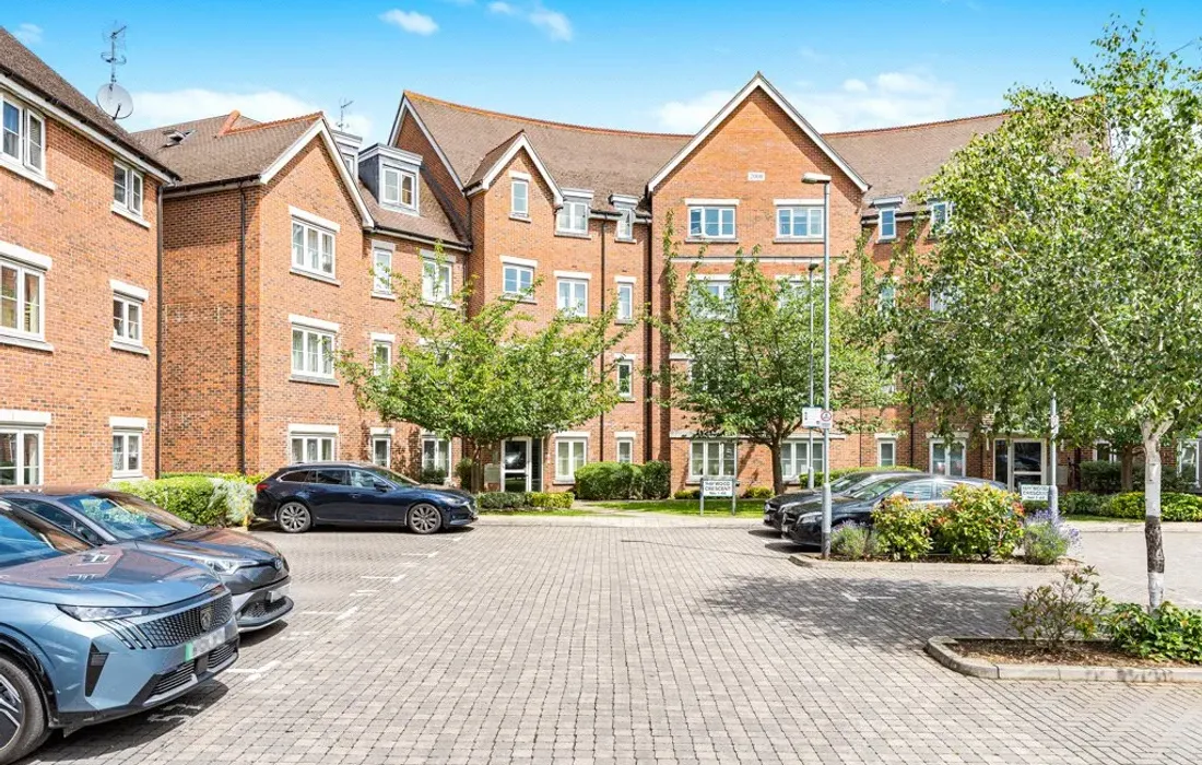 2 bedroom apartment for sale