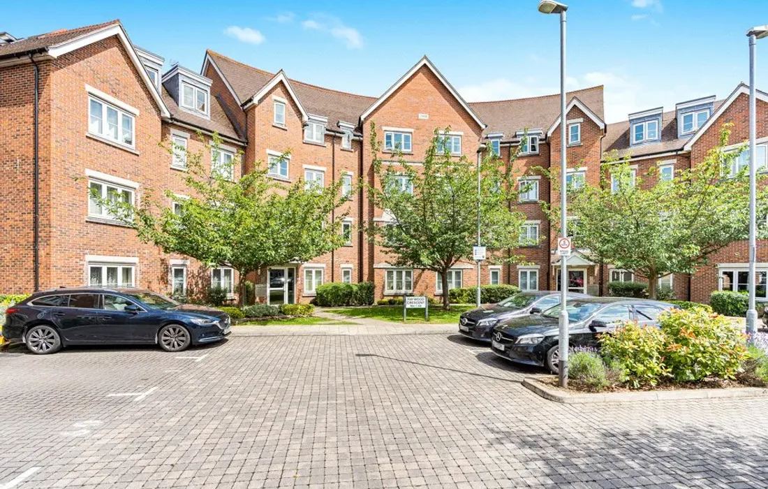 2 bedroom apartment for sale